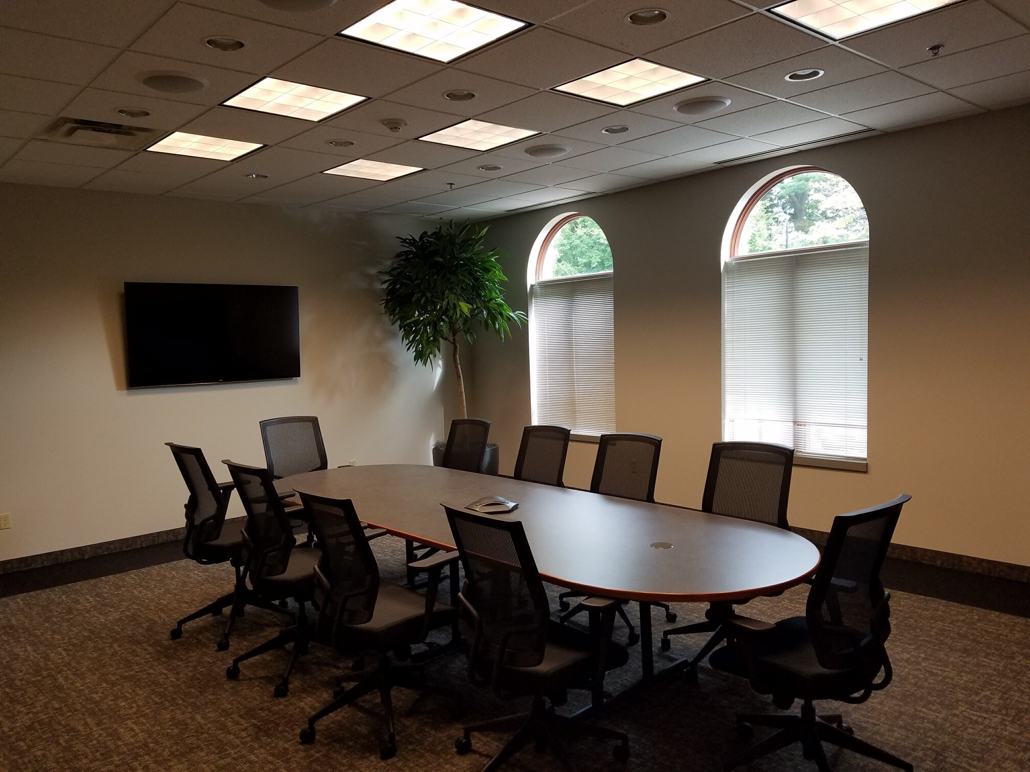 1907 E Wayzata Blvd, Wayzata, MN for Rent