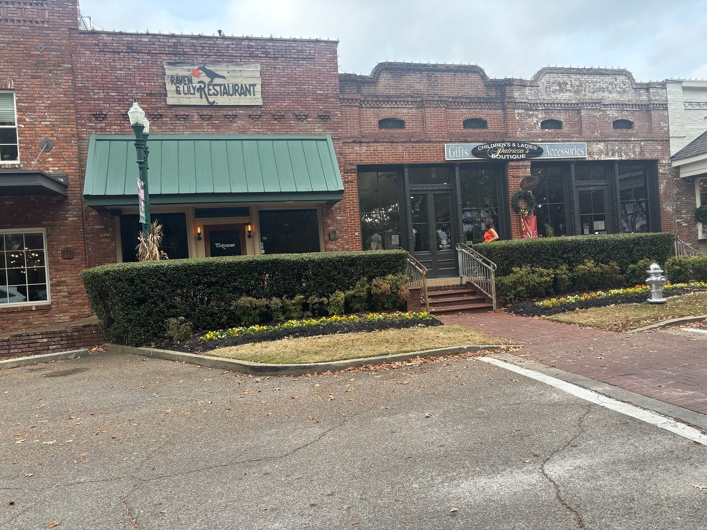 120-124 E Mulberry St, Collierville, TN for Rent