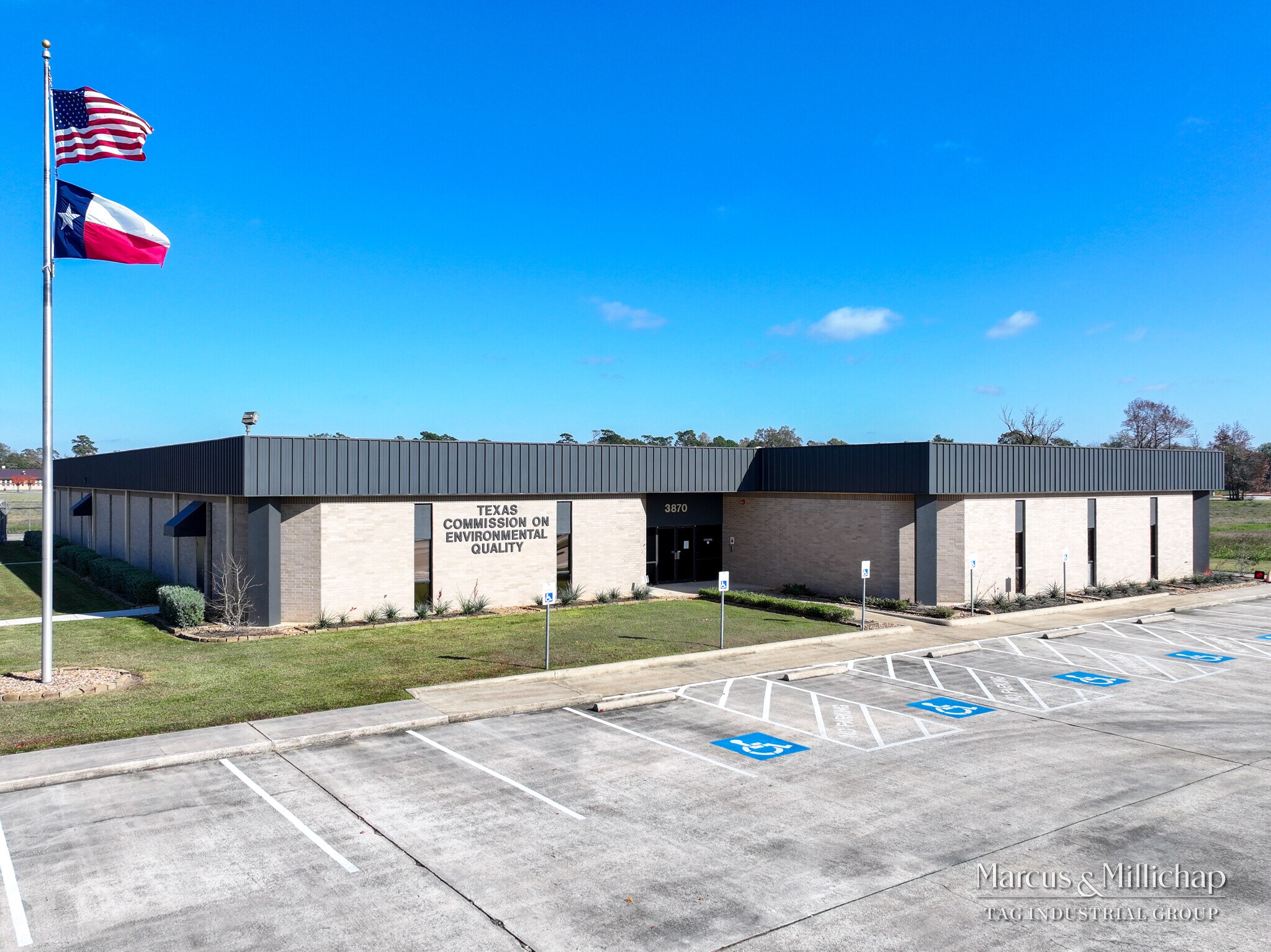 3870 Eastex Fwy, Beaumont, TX for Sale