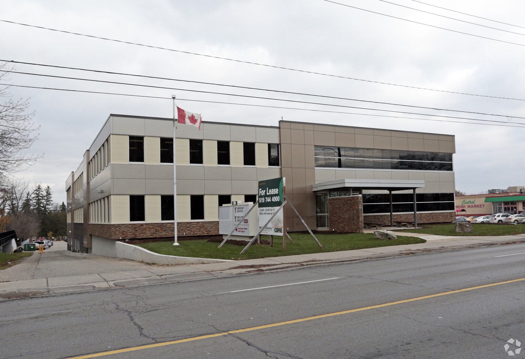 800 King St W, Kitchener, ON for Rent