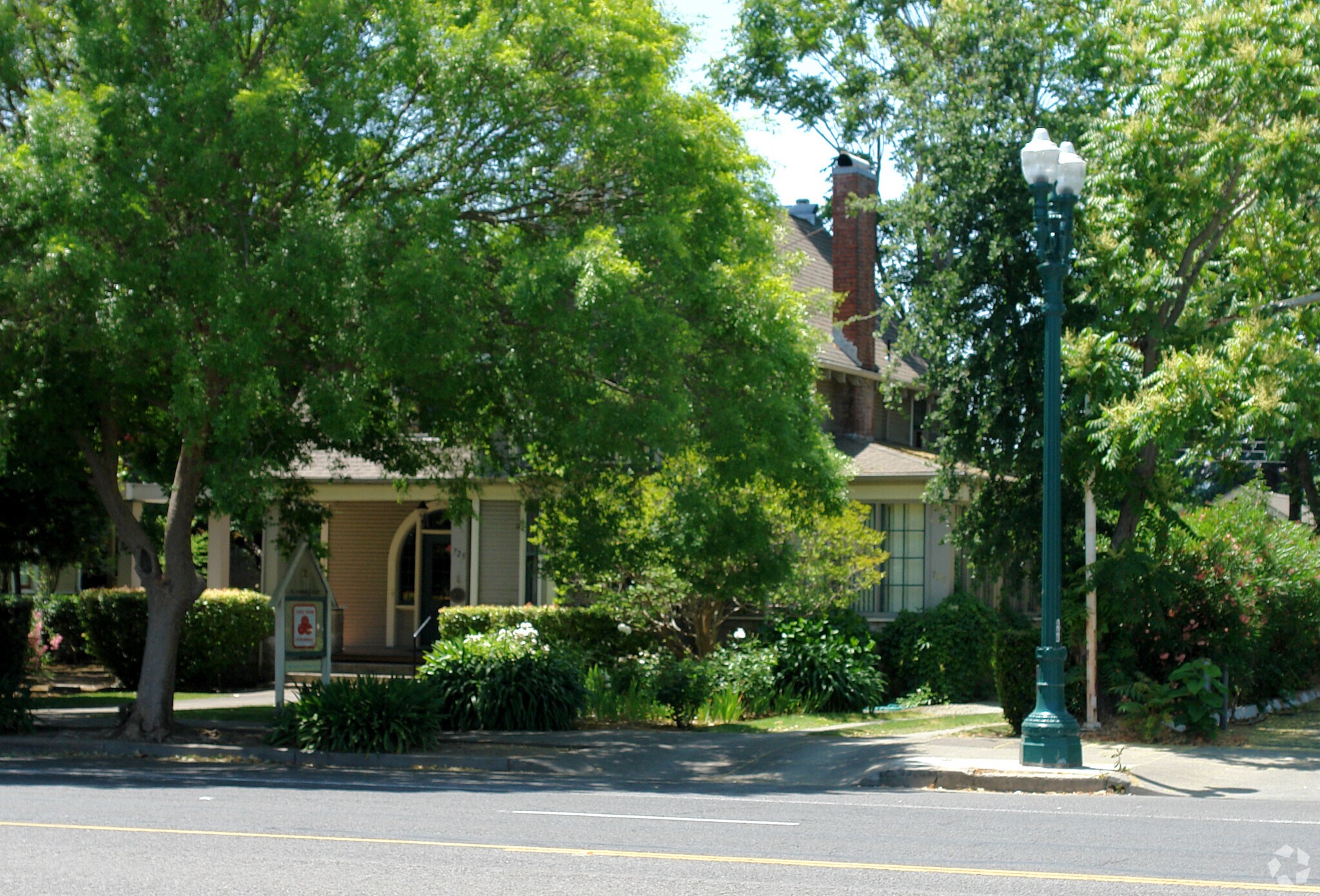 725-729 Broadway, Sonoma, CA for Rent