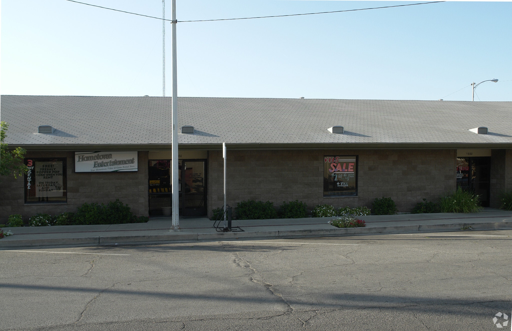 1680 12th St, Reedley, CA for Rent