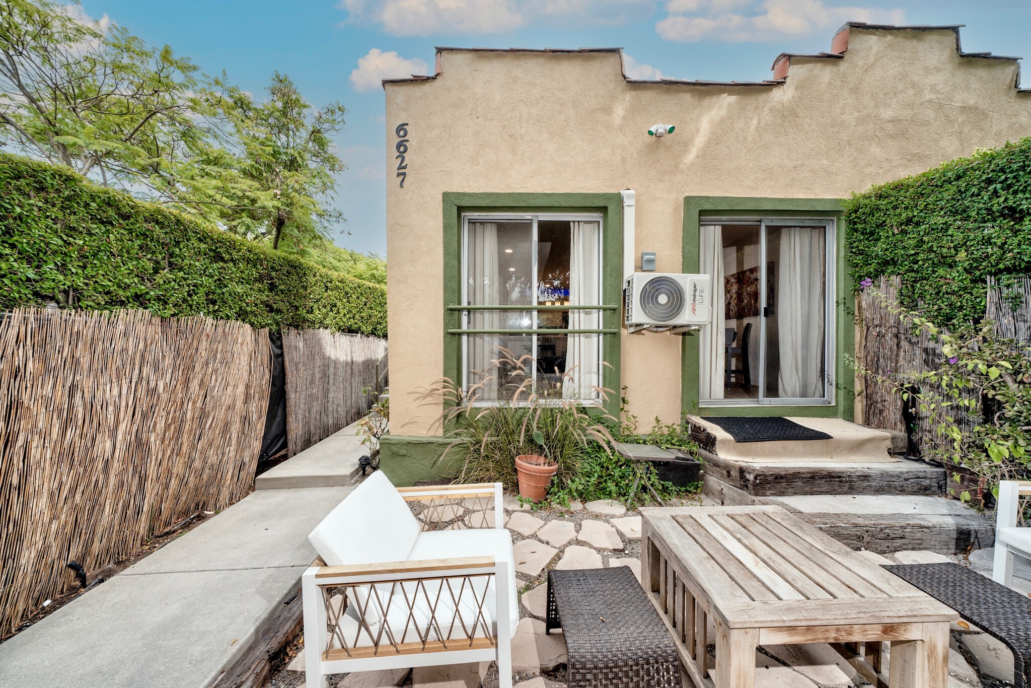 6625 Willoughby Ave, Los Angeles, CA for Sale