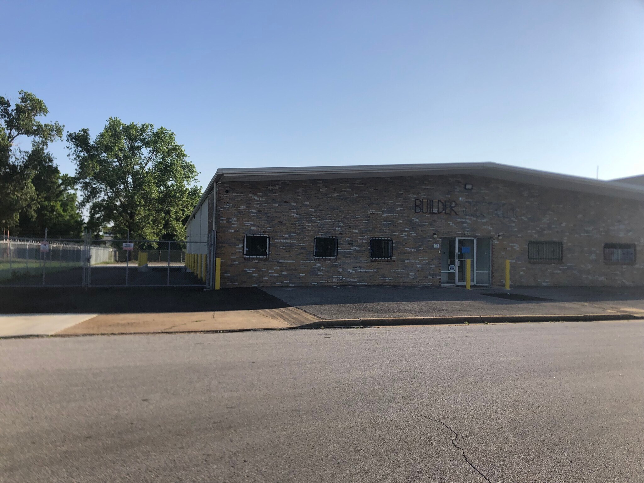 2275 Airport Interchange Ave, Memphis, TN for Rent