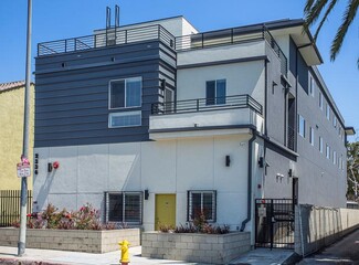 Los Angeles, CA Apartments - 2336 Crenshaw Blvd