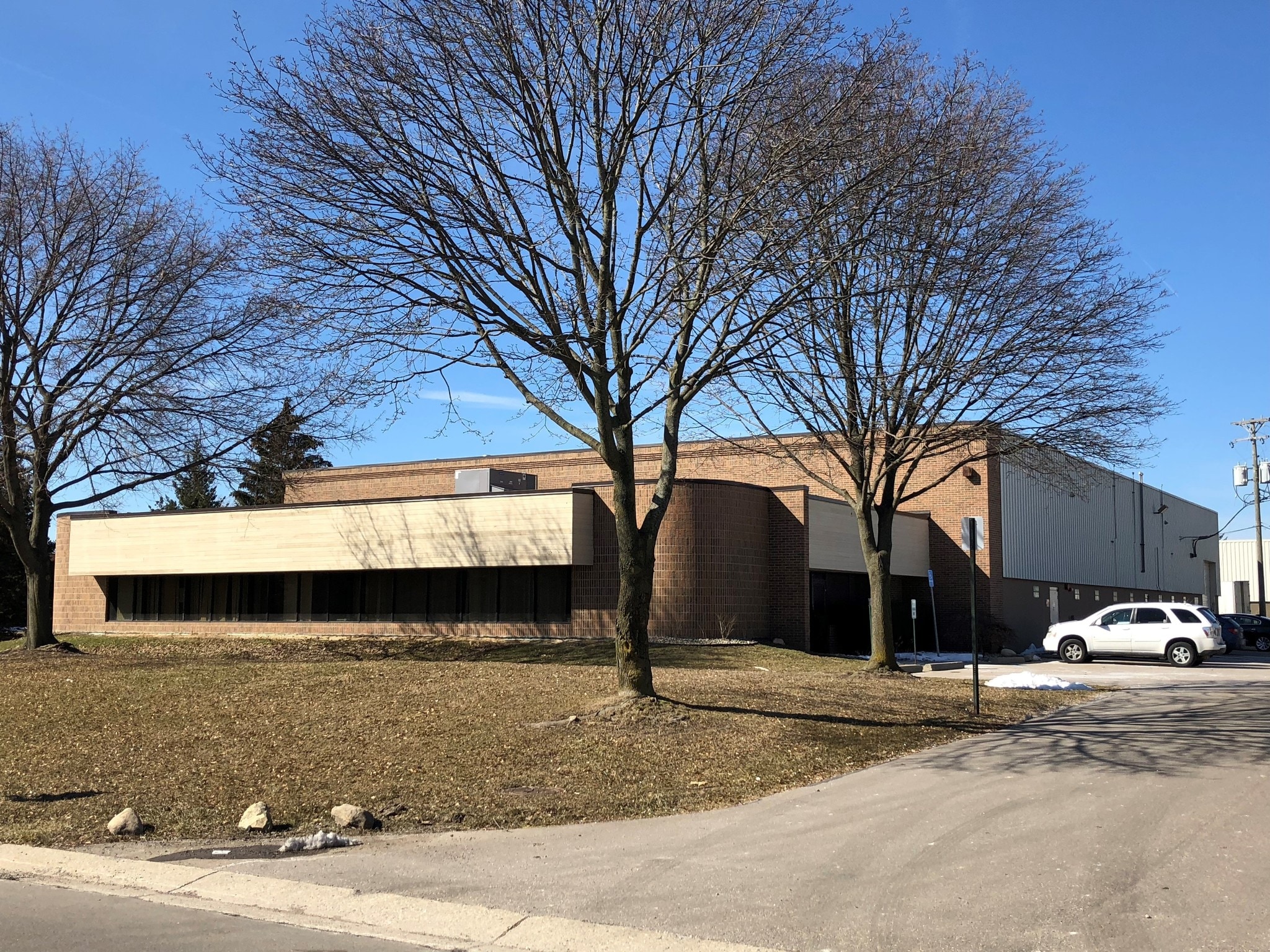 2850 Commerce Dr, Rochester Hills, MI for Rent