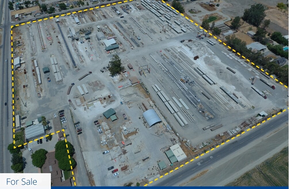 2323 Dairy Ave & 1990 Pueblo Ave Corcoran, CA 93212 Land Property for