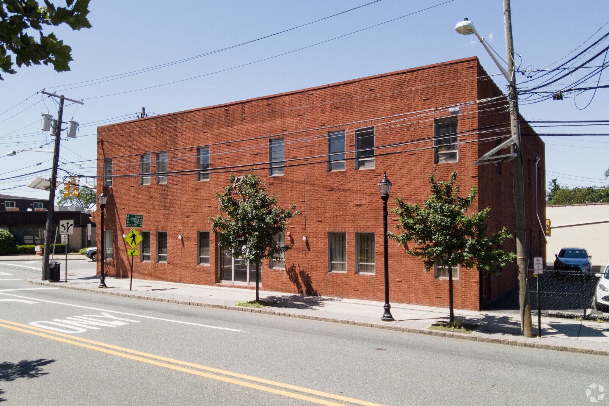 77 Hudson St Hackensack, NJ 07601 Flex Property for Lease on