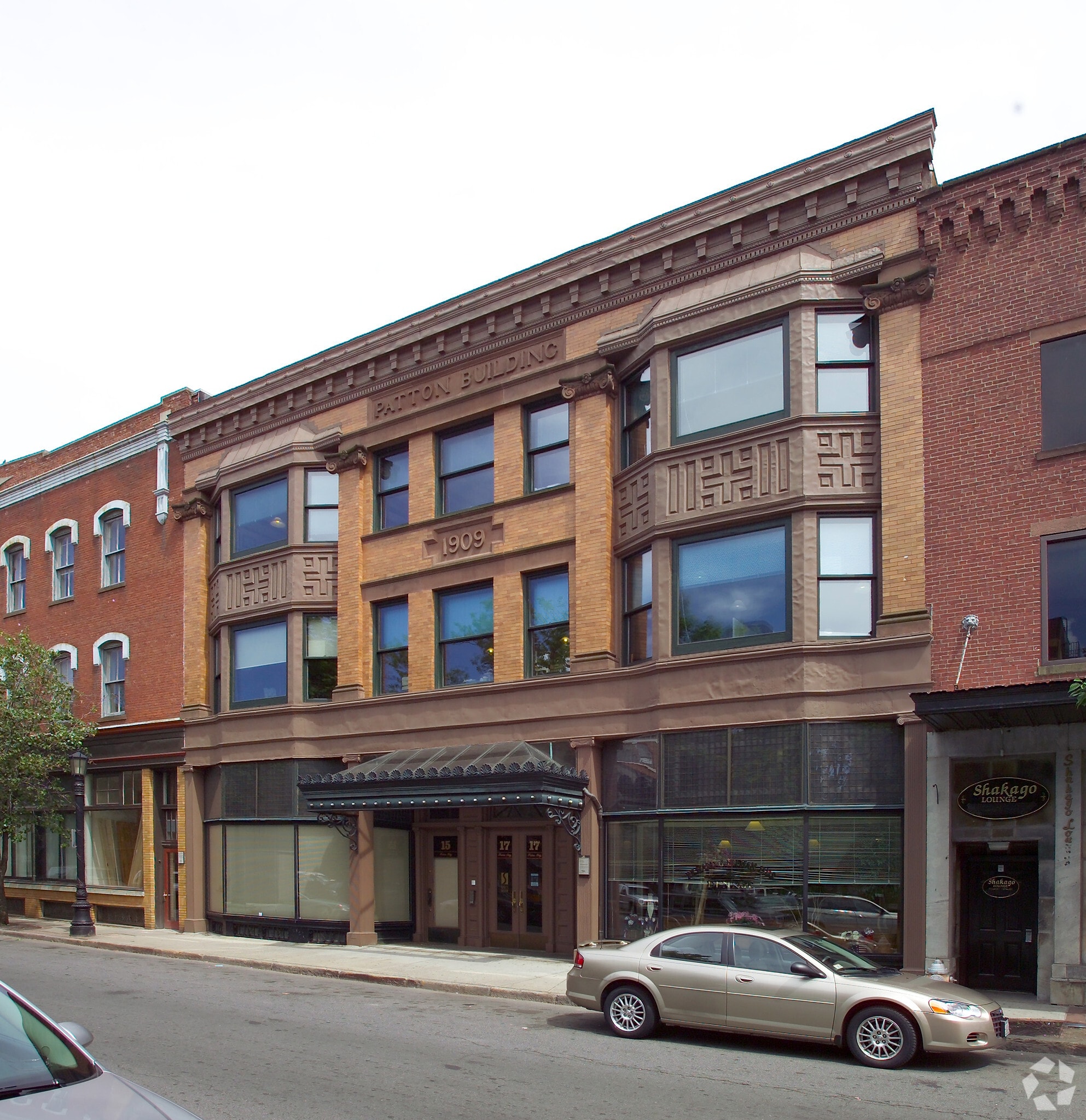 15-19 Hampden St, Springfield, MA for Rent
