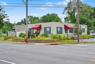 Neptune City, NJ Veterinarian/Kennel - 317 Highway 35 N