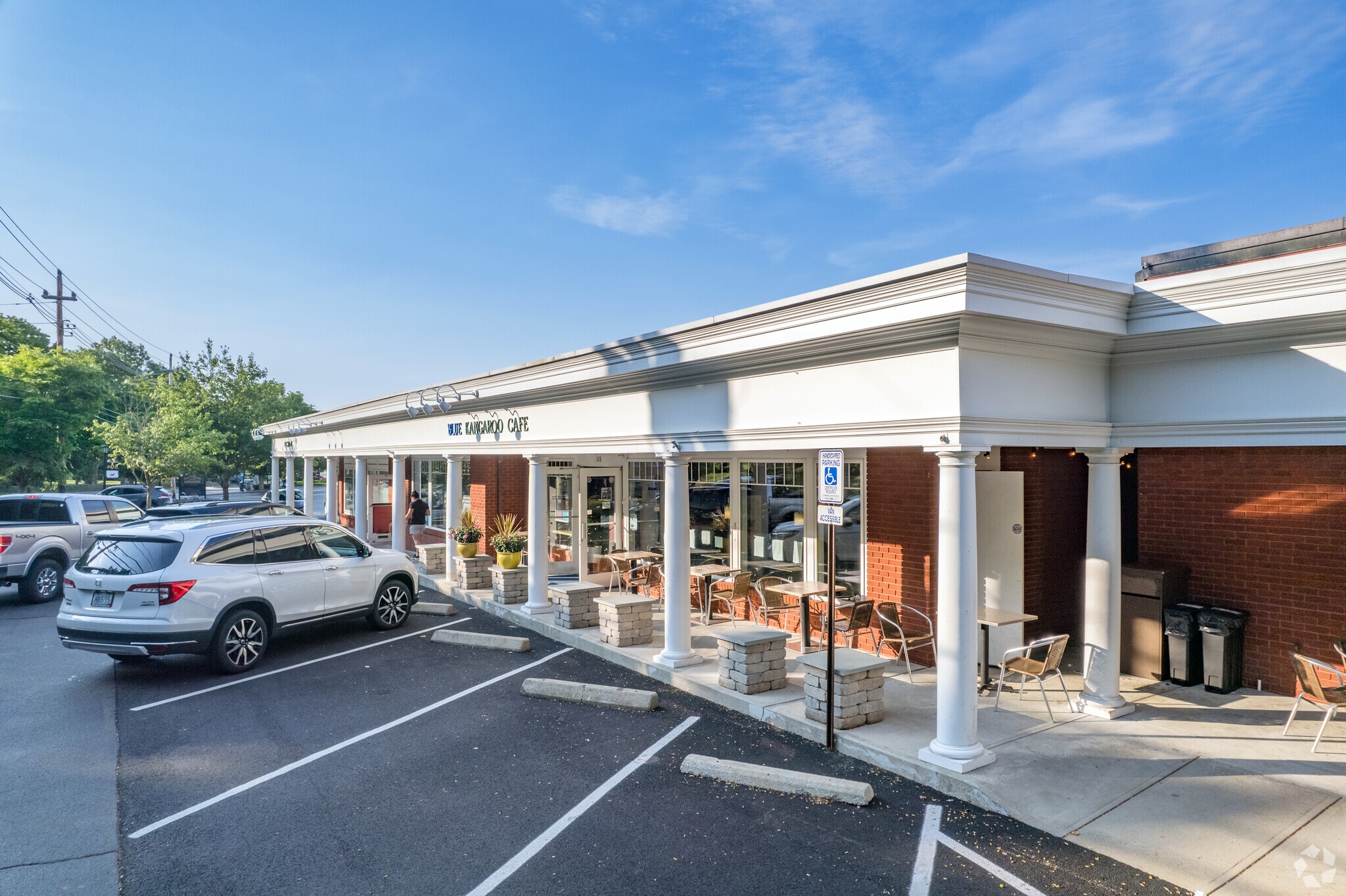 322-338 County Rd, Barrington, RI for Rent