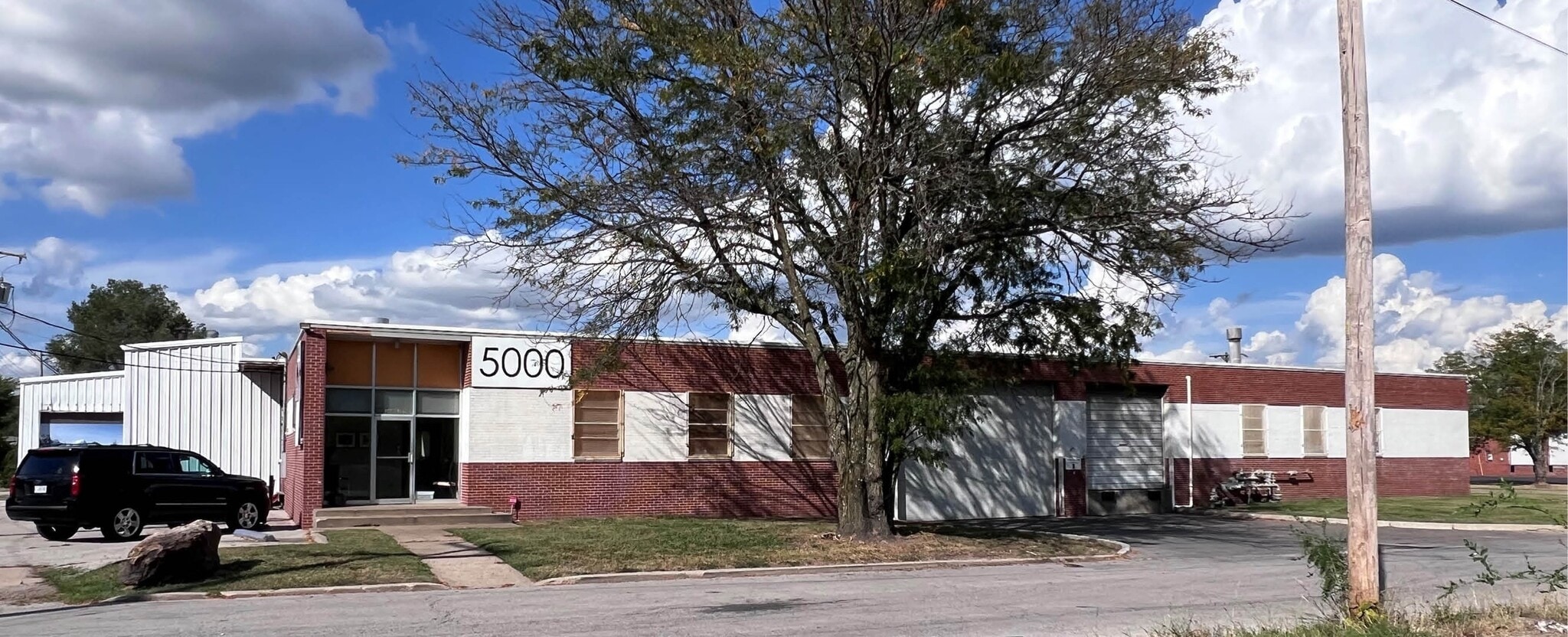 5000 E 59th St, Kansas City, MO for Sale
