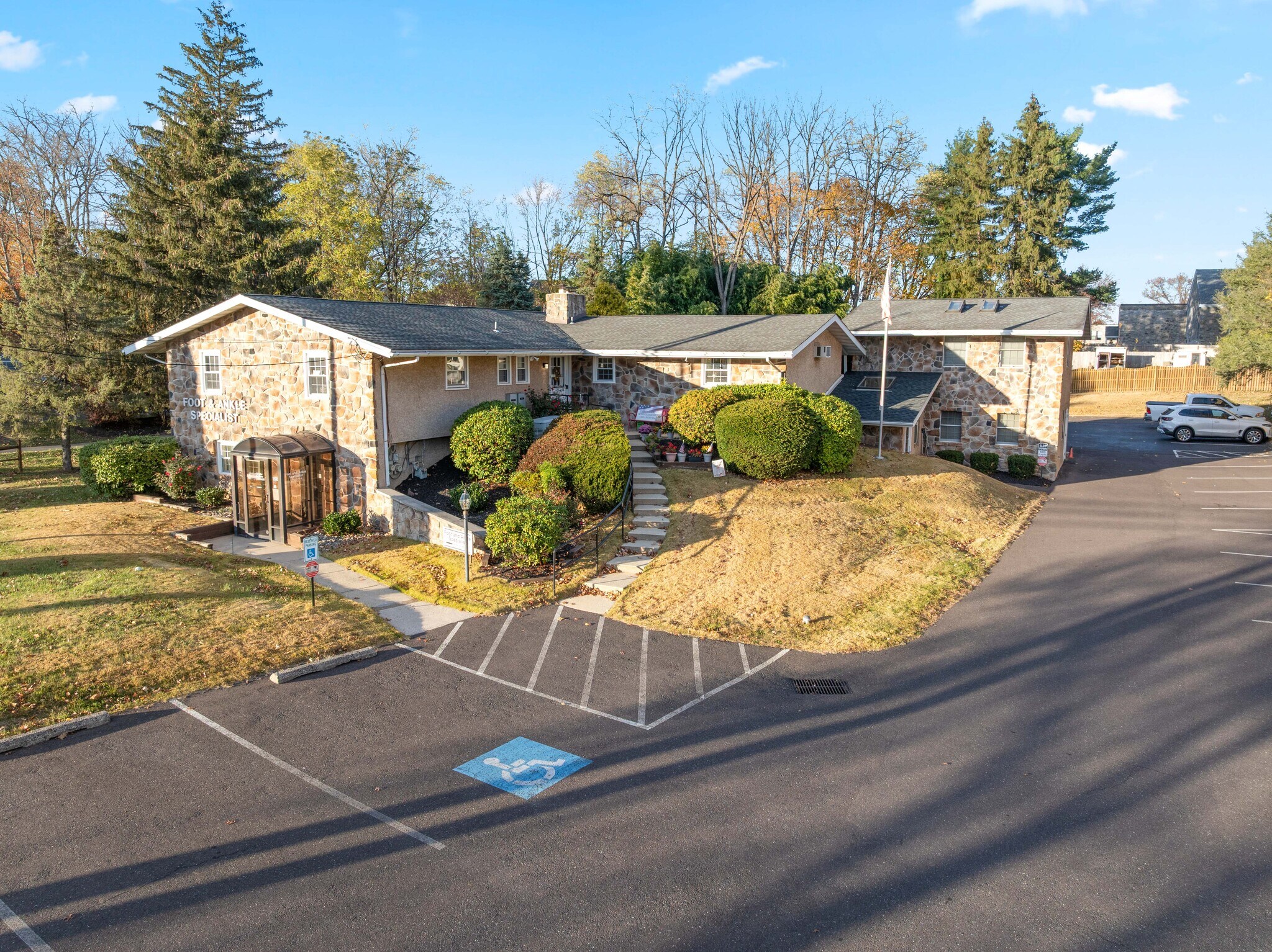 123 W Main St, Trappe, PA for Sale