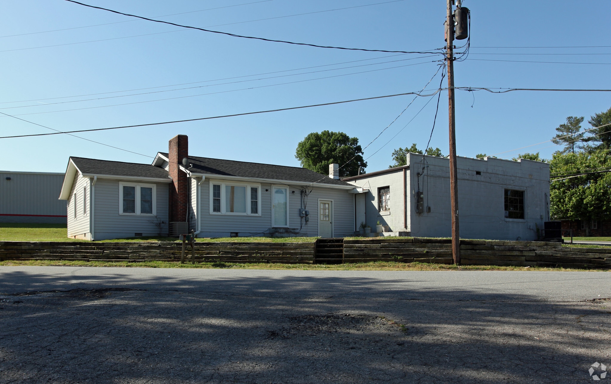 309 S Main St, Jonesville, NC for Sale