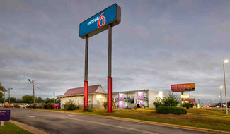 Tuscaloosa, AL Hospitality - 3600 McFarland Blvd E