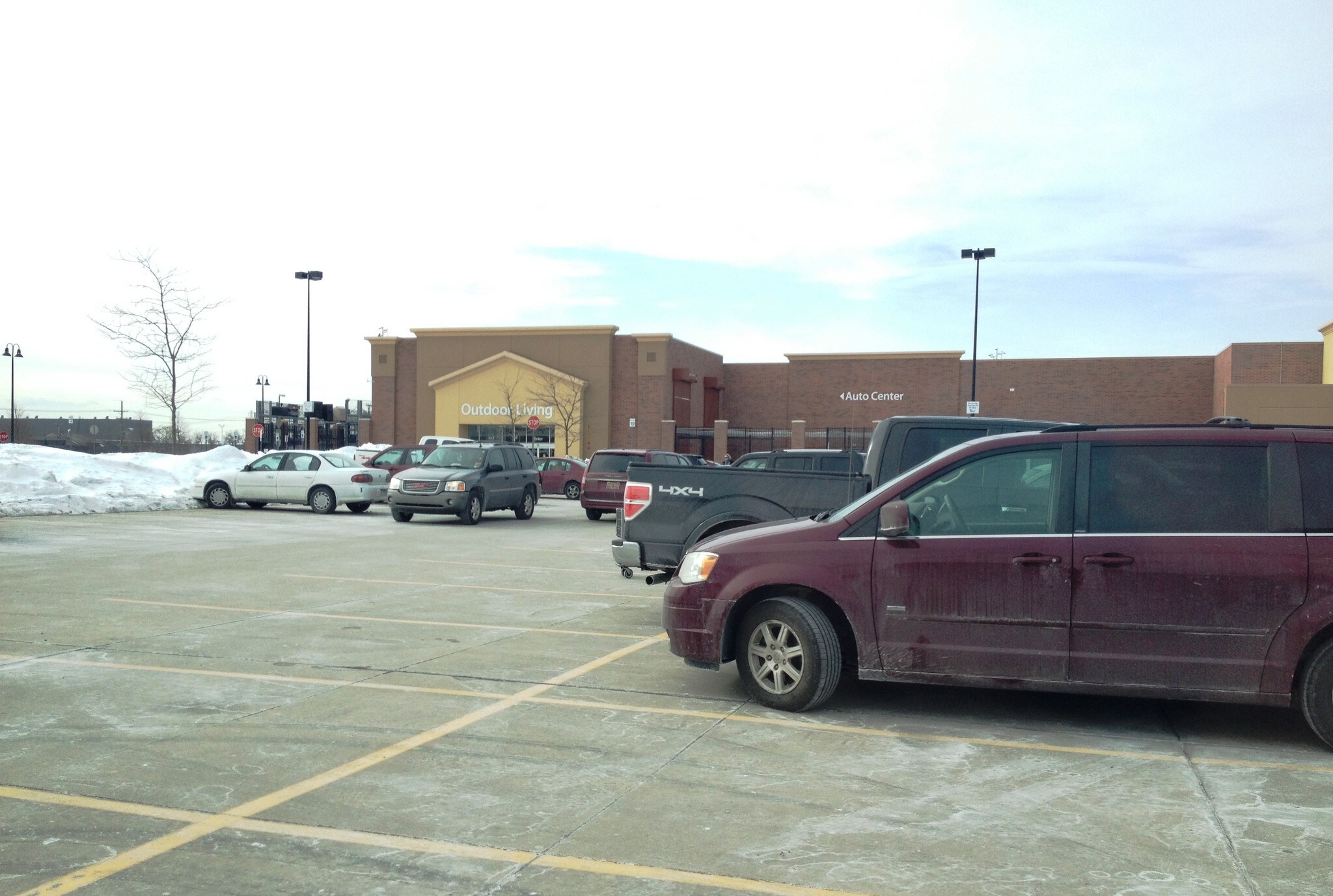 33201 Van Dyke Ave, Sterling Heights, MI for Sale