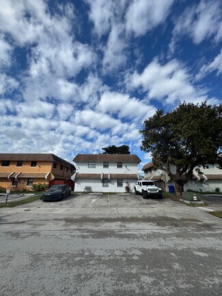 Fort Lauderdale, FL undefined - 1741 SW 40th Ter