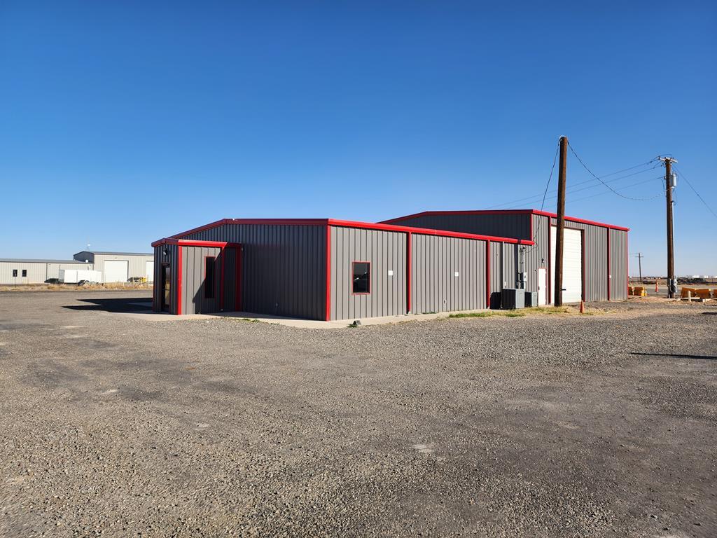23 County Rd 424, Pecos, TX for Rent