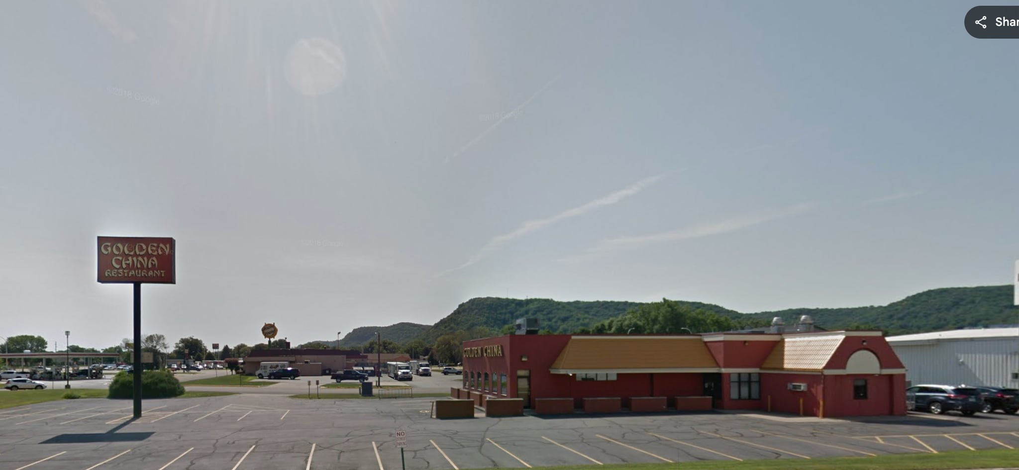 411 Cottonwood Dr, Winona, MN for Sale