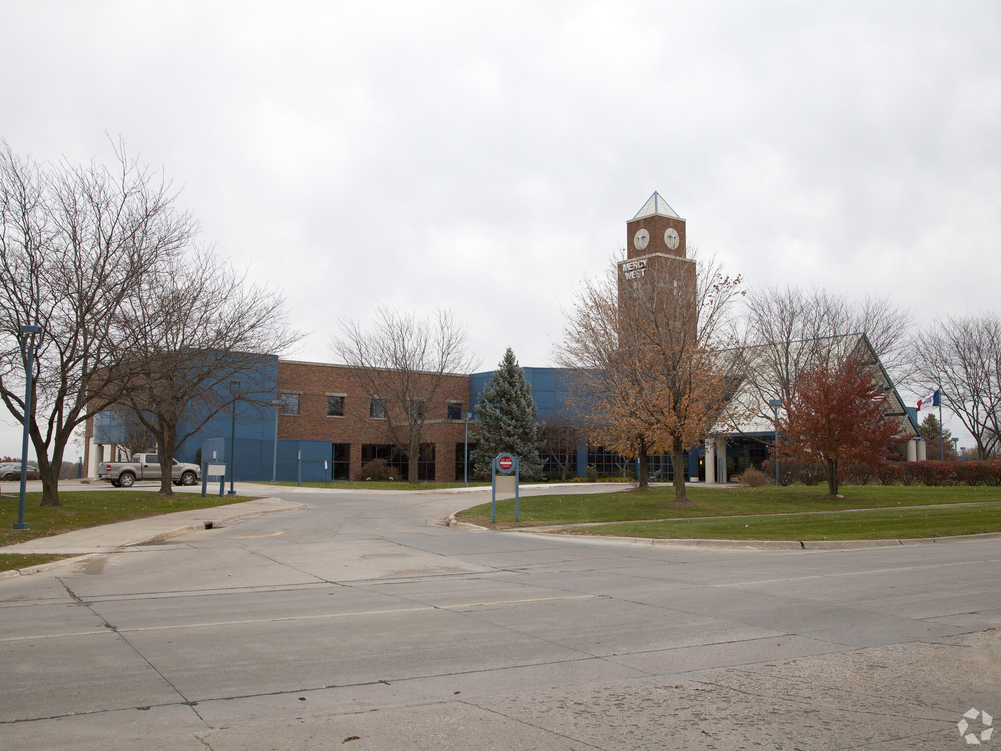 1601 NW 114th St, Clive, IA for Rent