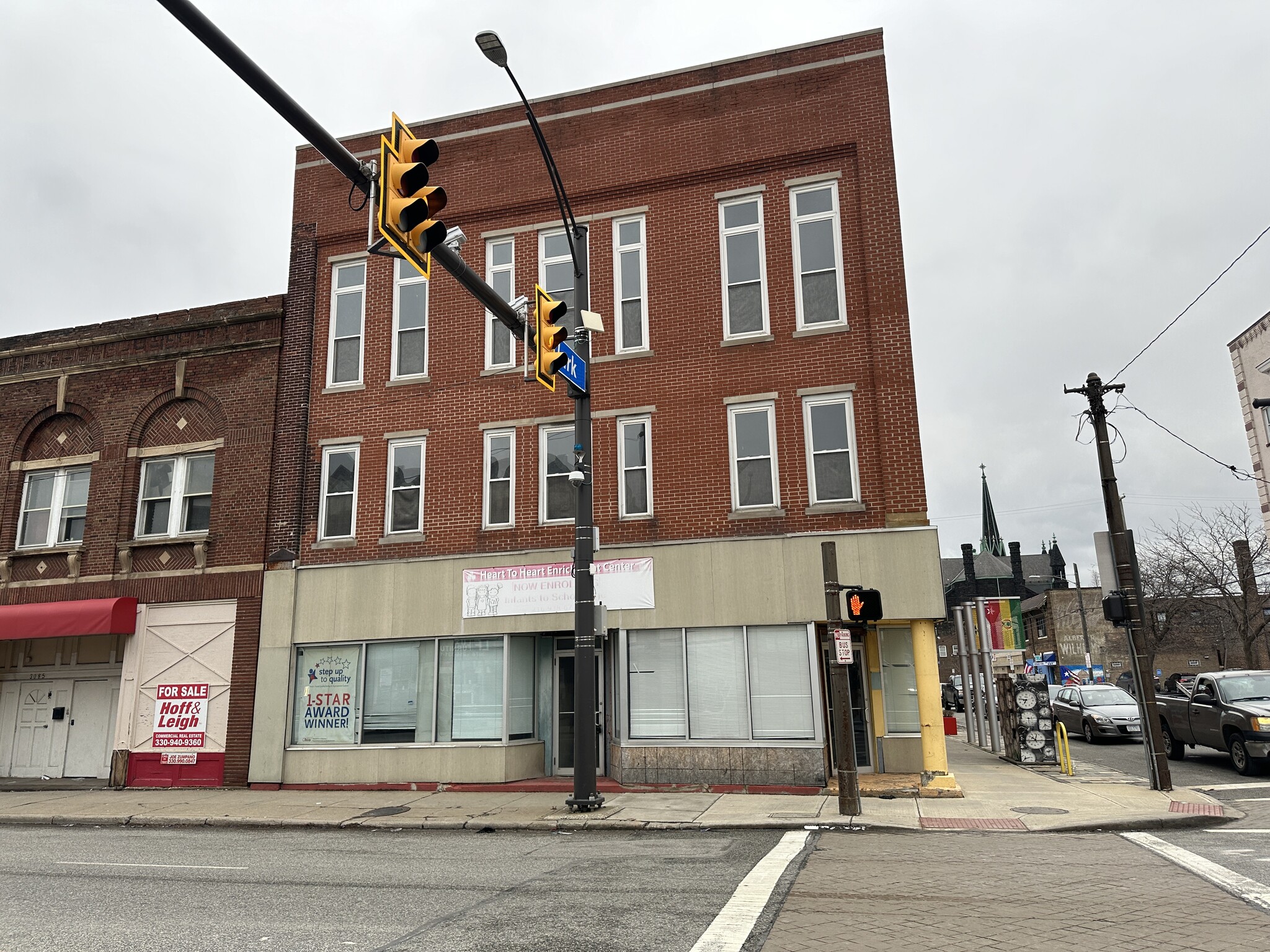 3093-3095 W 25th St, Cleveland, OH for Rent