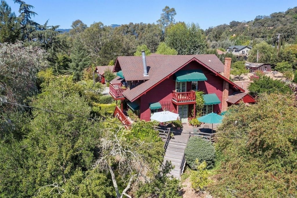 18935 5th St W, Sonoma, CA for Sale