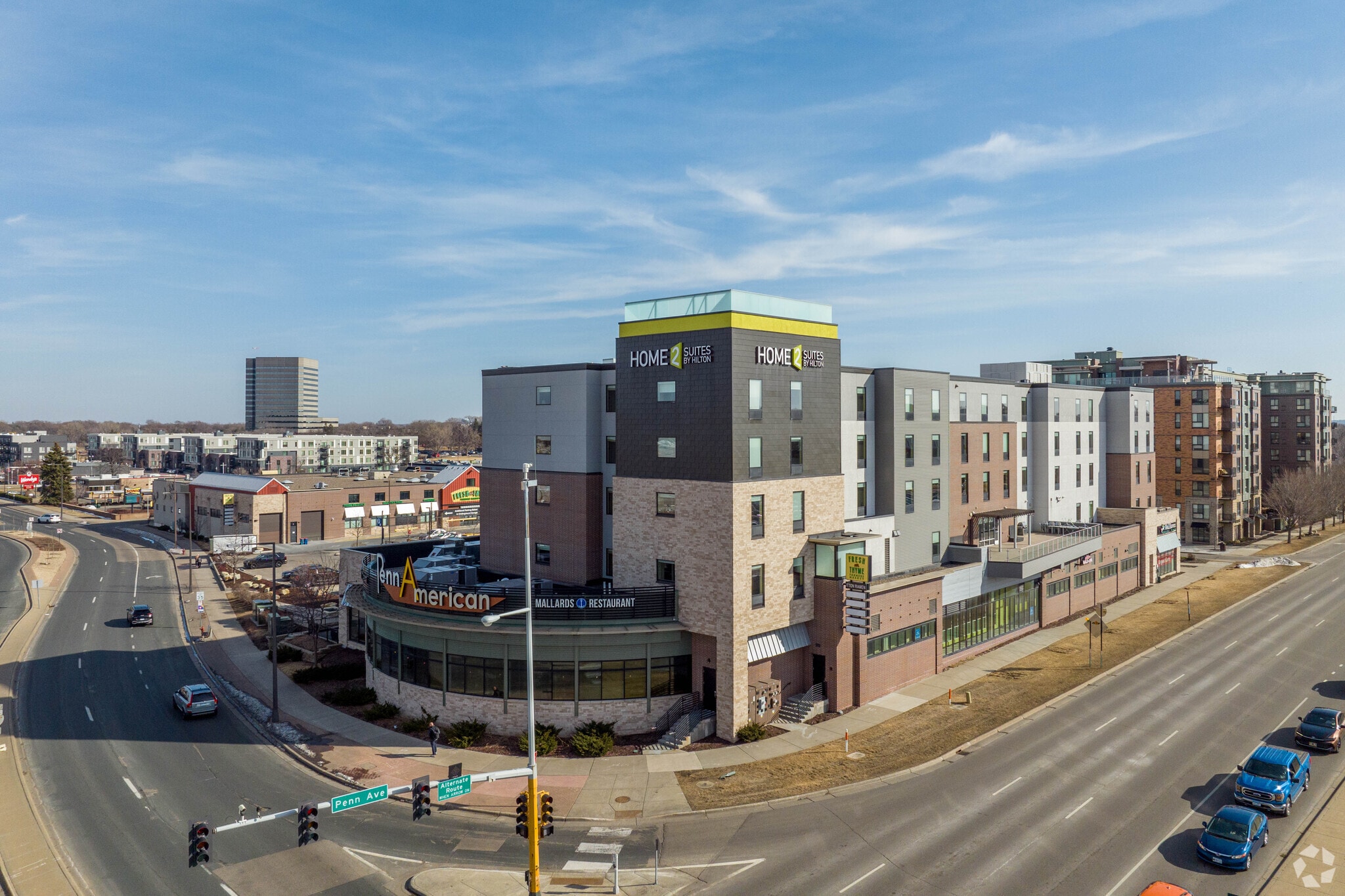 2100 W 80 1/2 St, Bloomington, MN for Rent