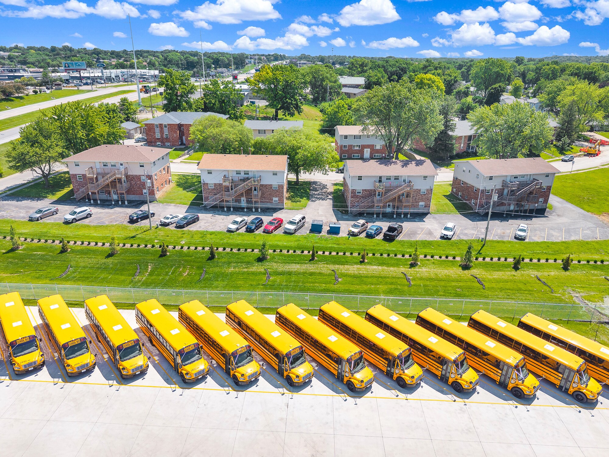 3570 Kimberly Downs Rd, Davenport, IA for Sale
