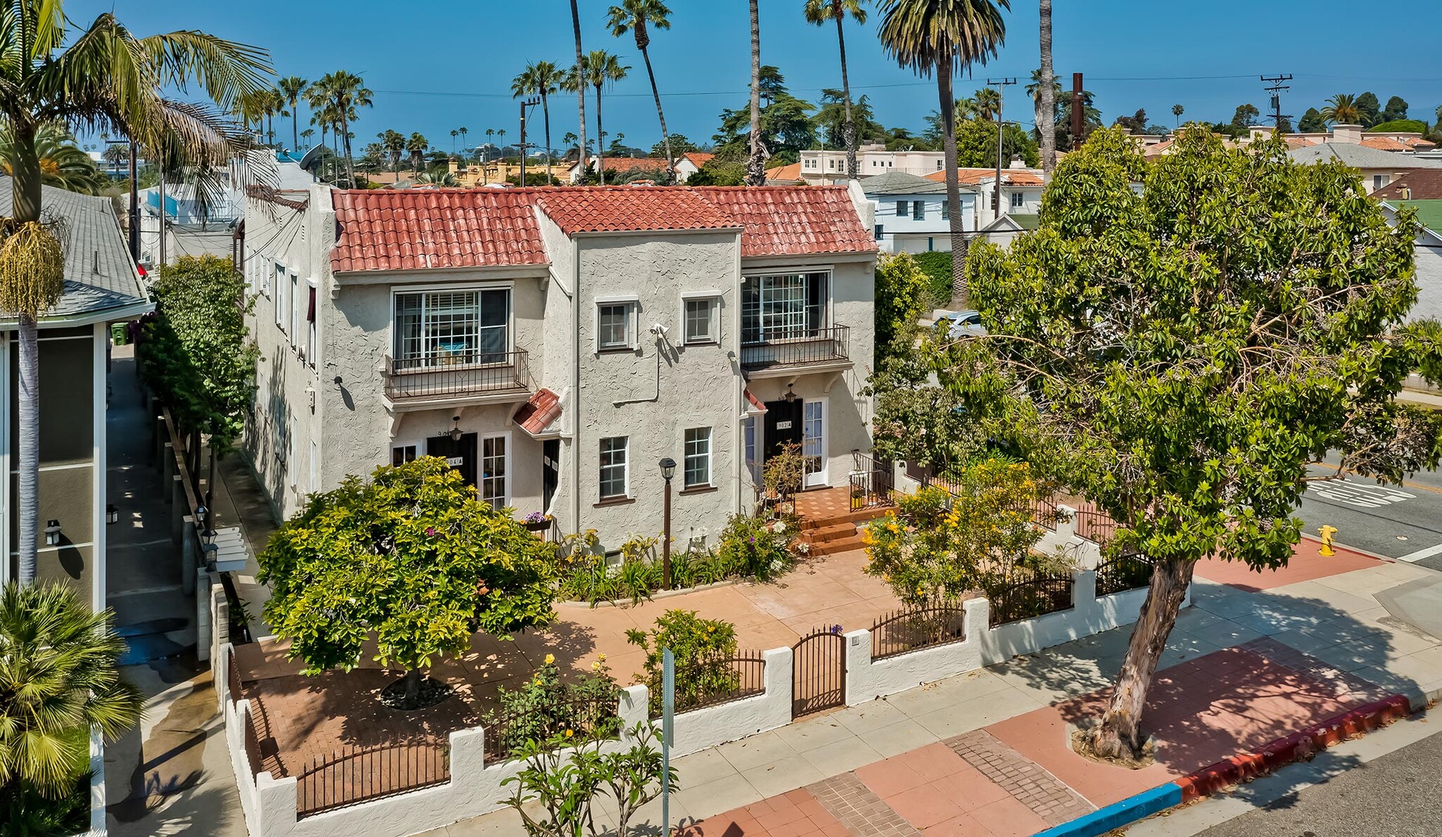 902 16th St, Santa Monica, CA for Sale