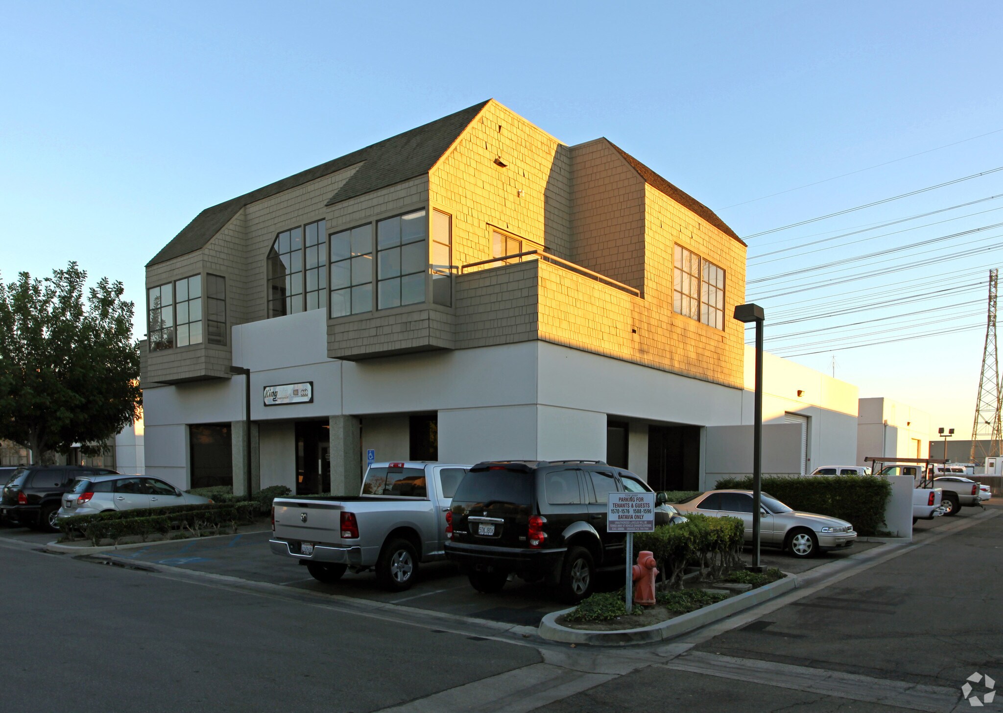 1576 N Batavia St, Orange, CA for Sale