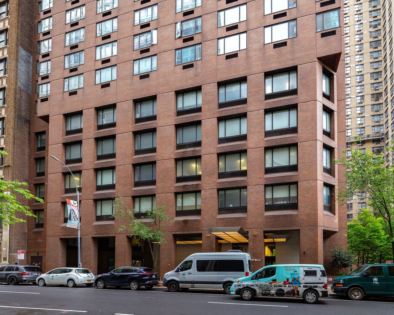 26 W 61st St, New York, NY for Rent