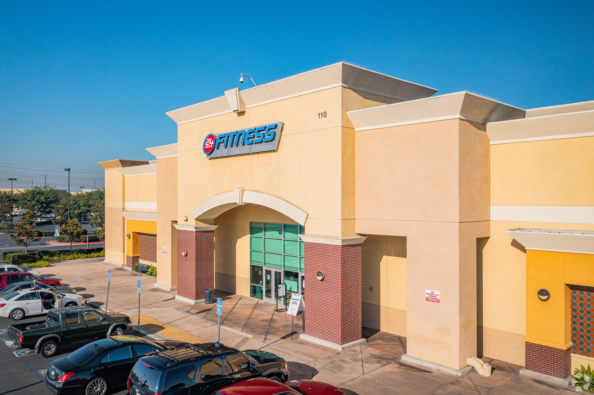 200-208 Towne Center Dr, Compton, CA for Rent