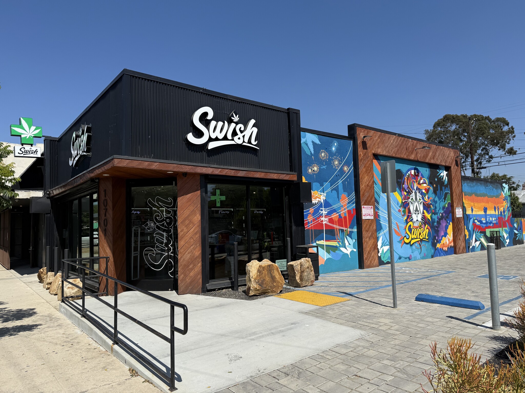 10701 Burbank Blvd, North Hollywood, CA for Sale