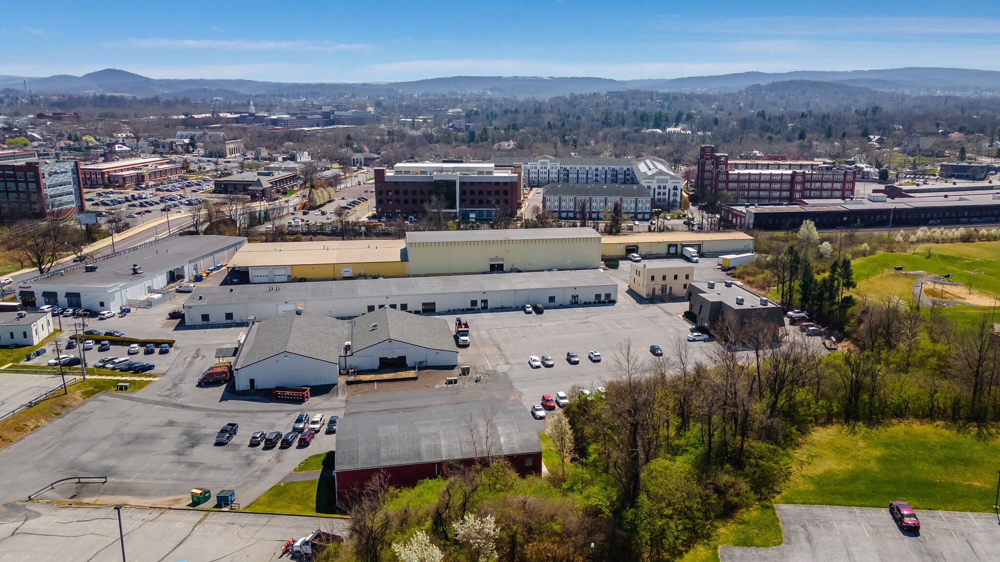 220 N Park Rd Wyomissing, PA 19610 Industrial Property for Lease on