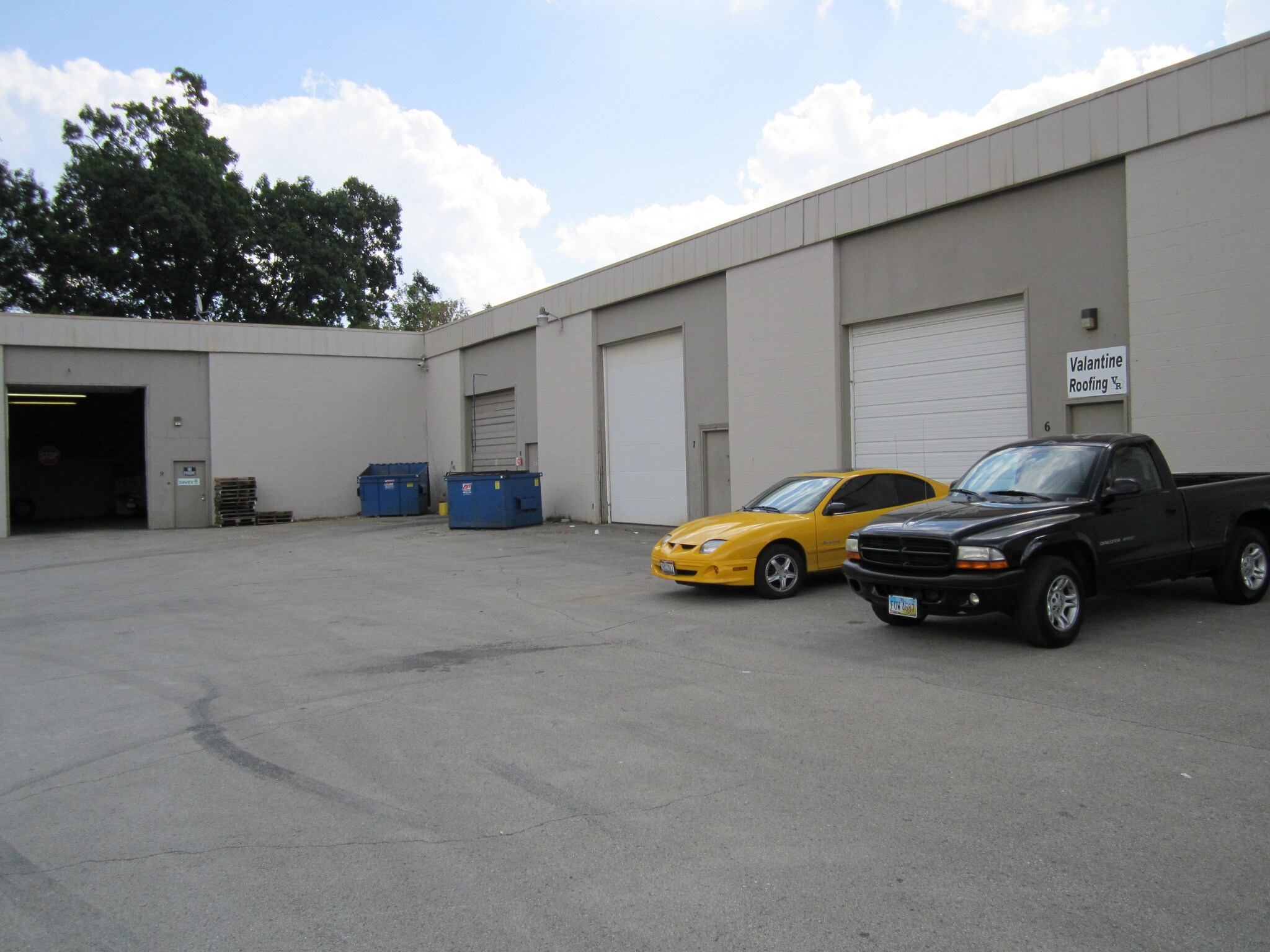 1221 N Meridian Rd, Youngstown, OH for Rent