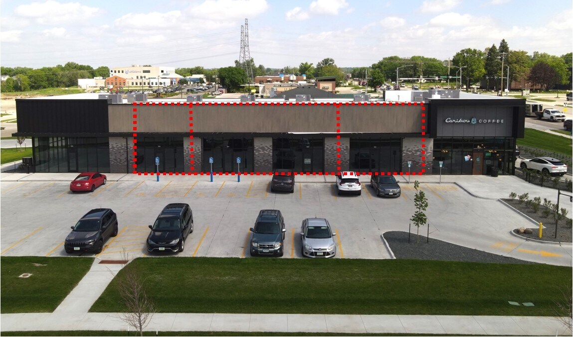 5260 Merle Hay Rd Johnston, IA 50131 Retail Property for Lease on
