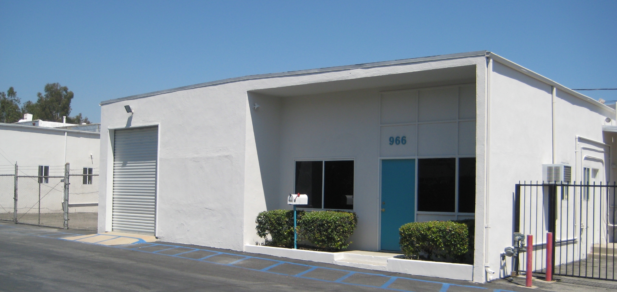 966 W Foothill Blvd, Azusa, CA for Rent