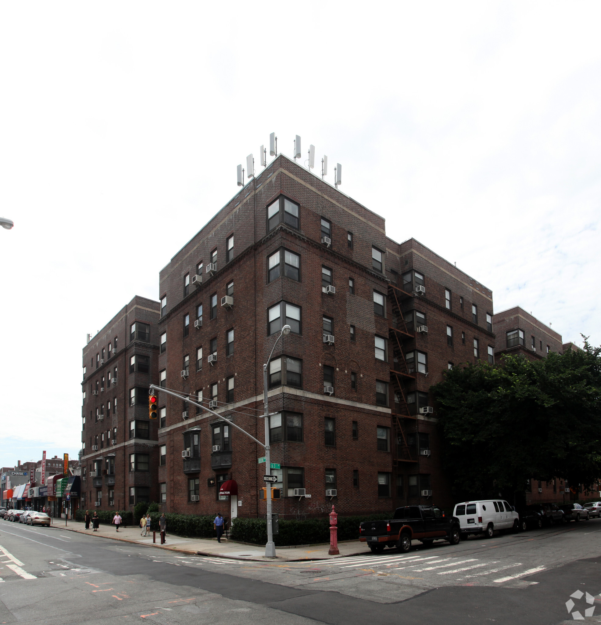 95-08 Queens Blvd, Rego Park, NY for Rent