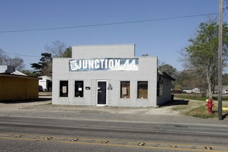 Gonzales, LA Bar - 1425 - 1429 N Burnside Ave