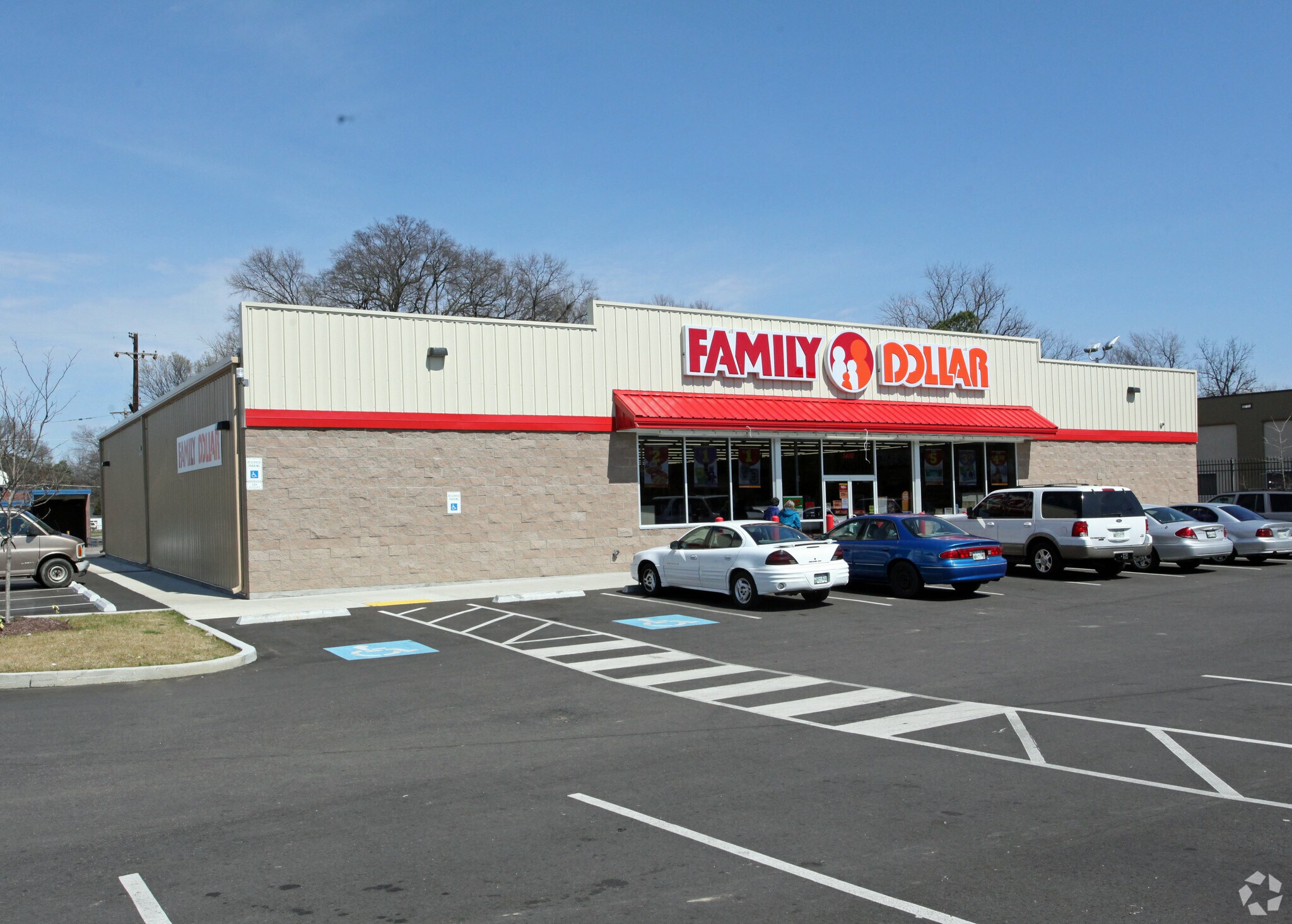 3400 Summer Ave, Memphis, TN for Rent