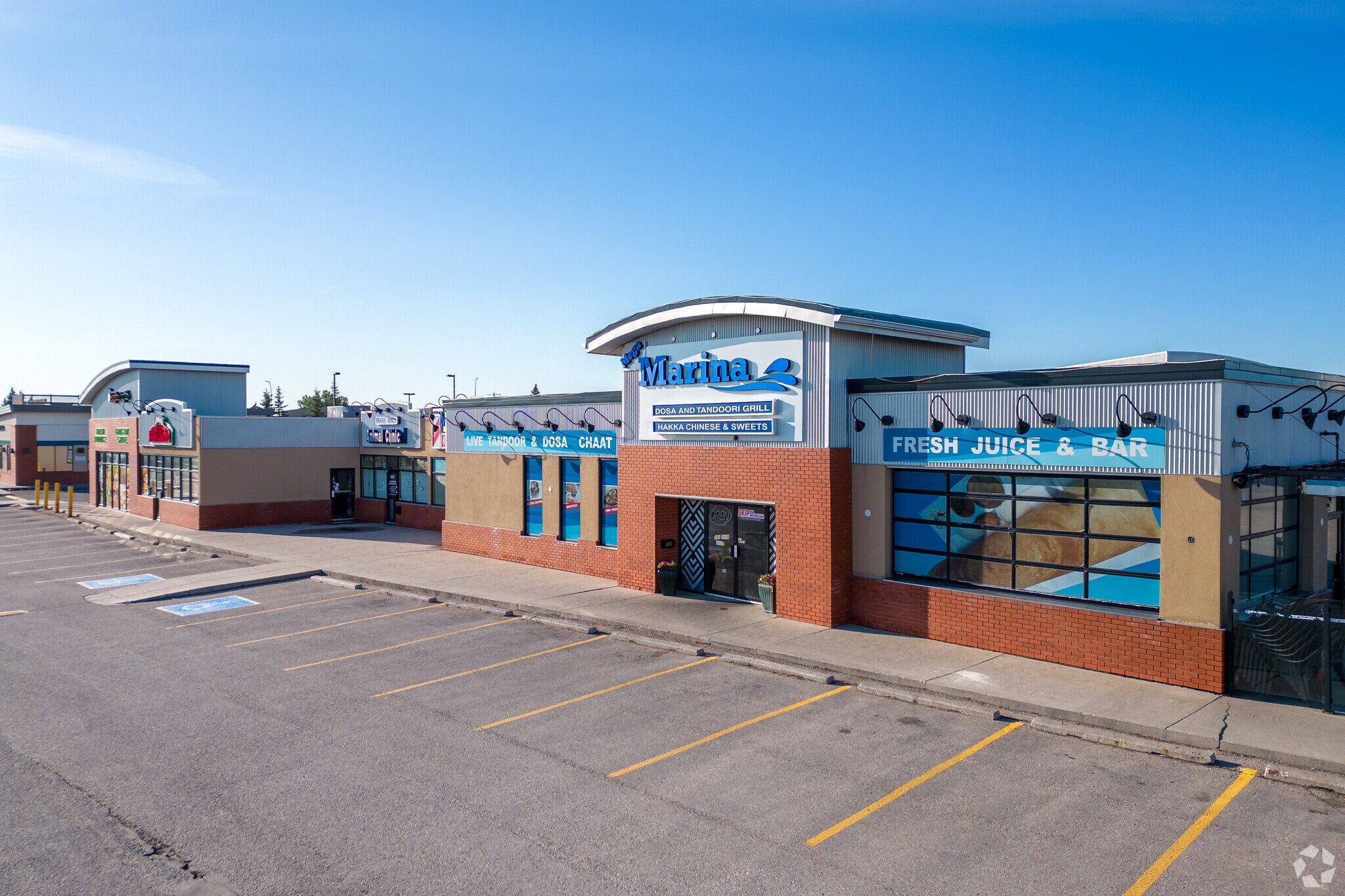 3690 Westwinds Dr NE, Calgary, AB for Rent