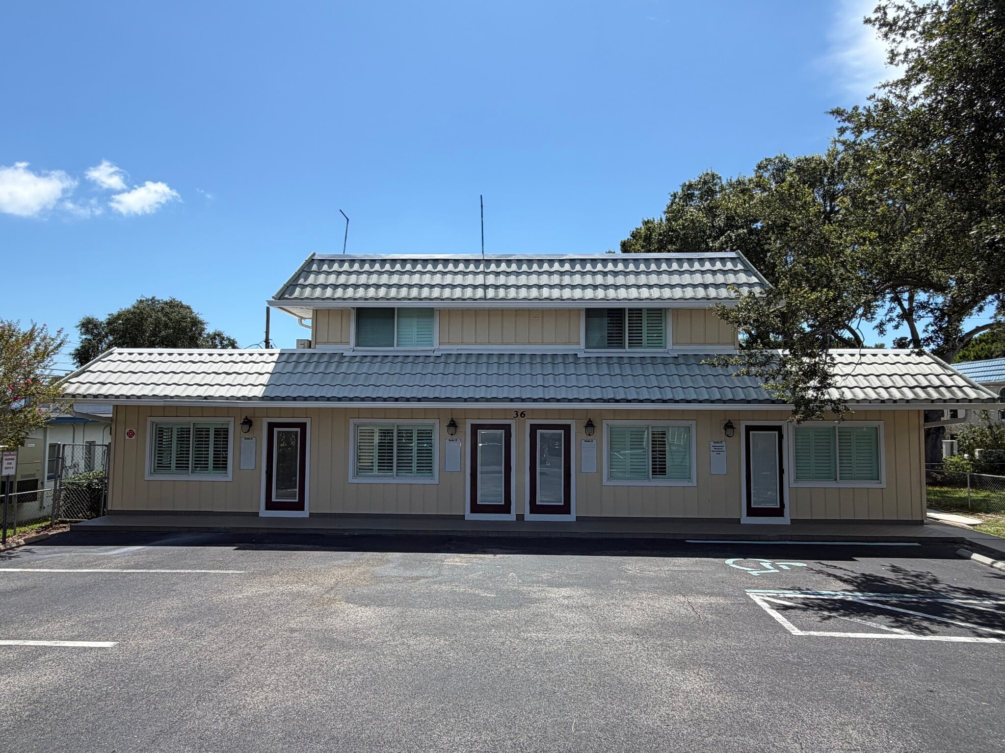 36 Tropic Blvd W, Largo, FL for Rent