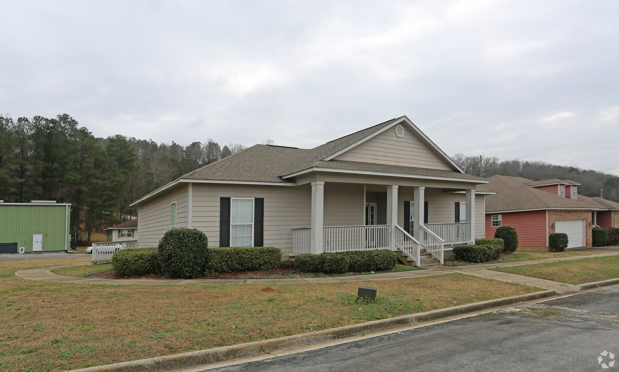 2789 S Hwy 31 Pelham, AL 35124 Office Property for Lease on