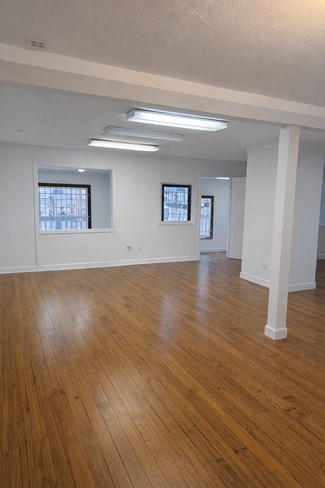 Columbus, OH Office/Retail - 627-655 N Cassady Ave