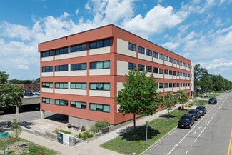 Saint Paul, MN Office - 555 Park St