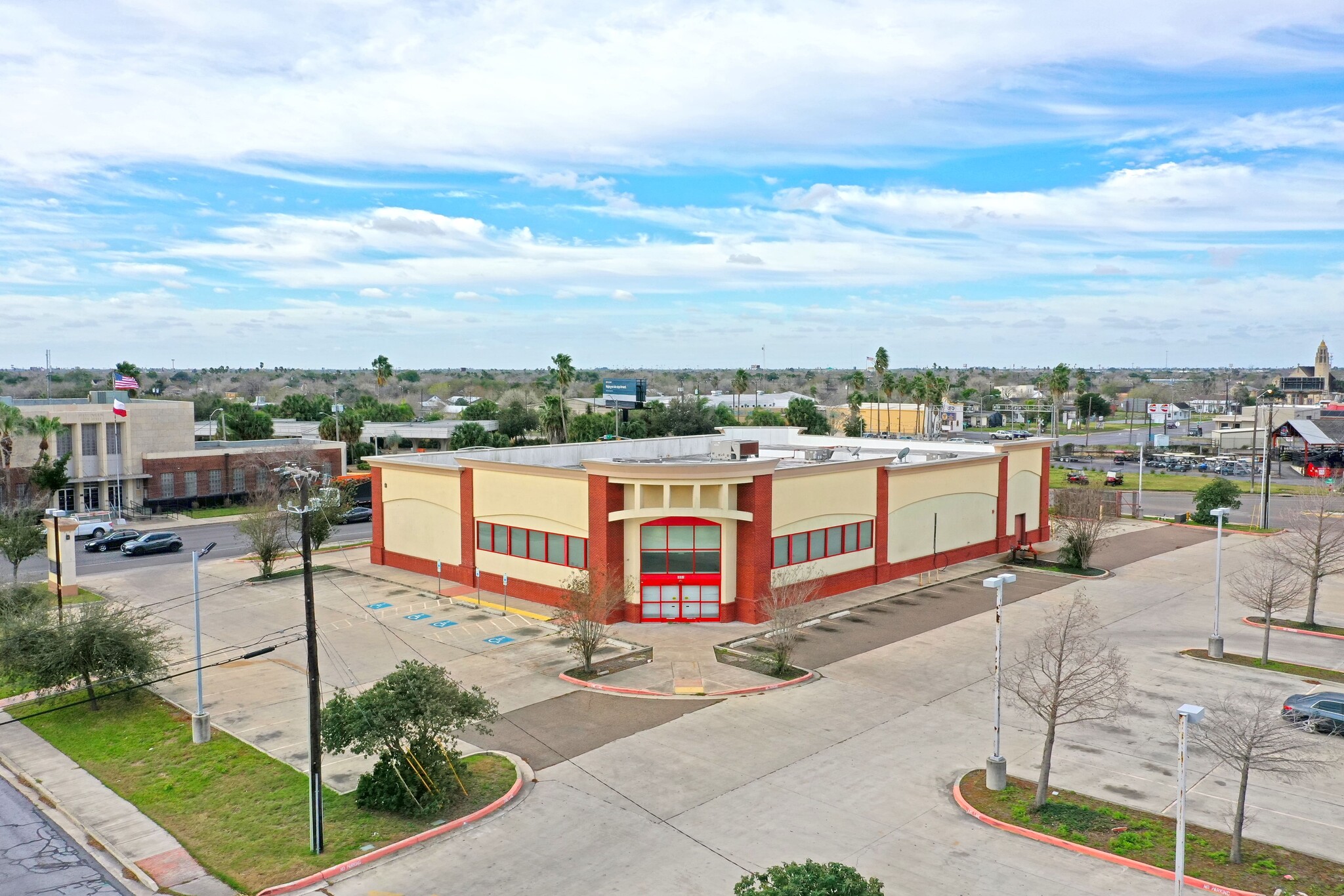 118 E Harrison Ave, Harlingen, TX for Rent