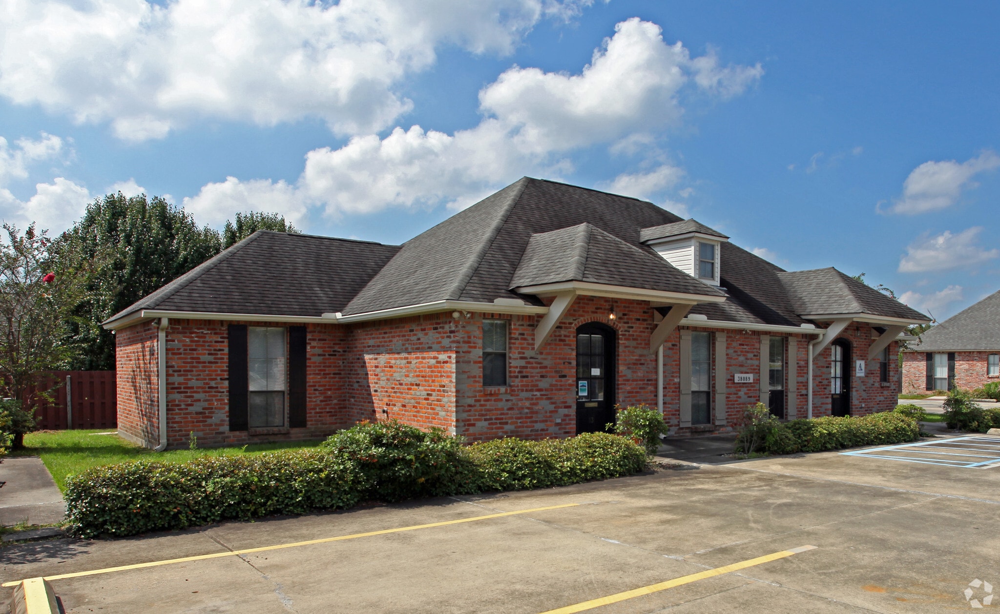 38089 Post Office Rd, Prairieville, LA for Rent