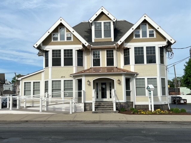 2160 Main St, Bridgeport, CT for Rent