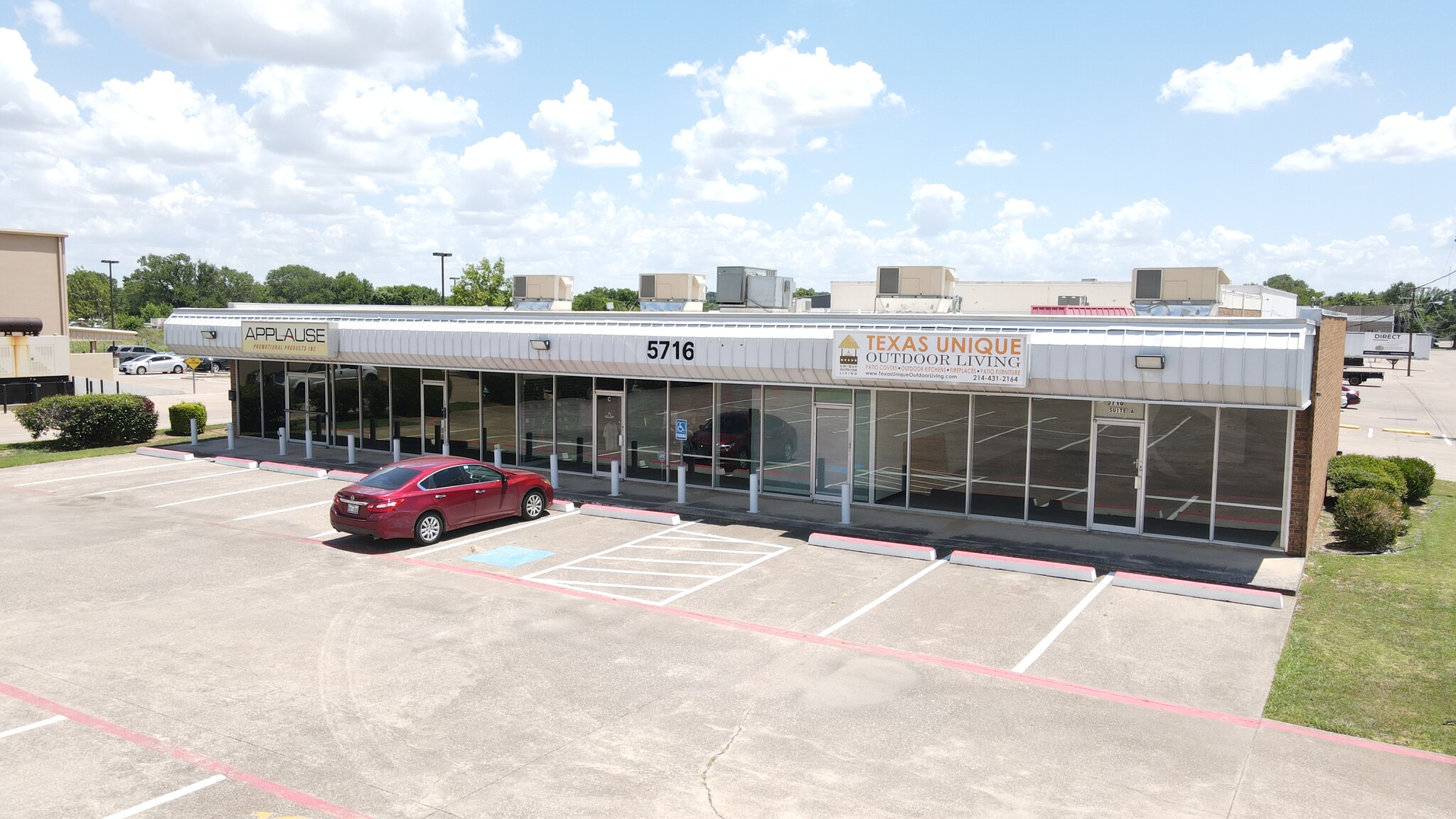 5716 Airport Fwy, Haltom City, TX for Sale