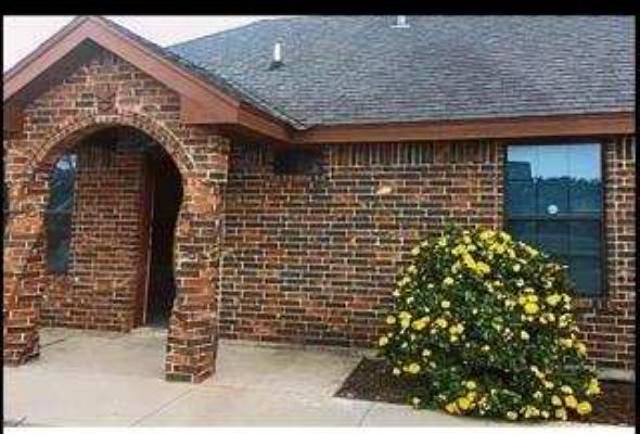 108 E 19th St, Weslaco, TX for Sale